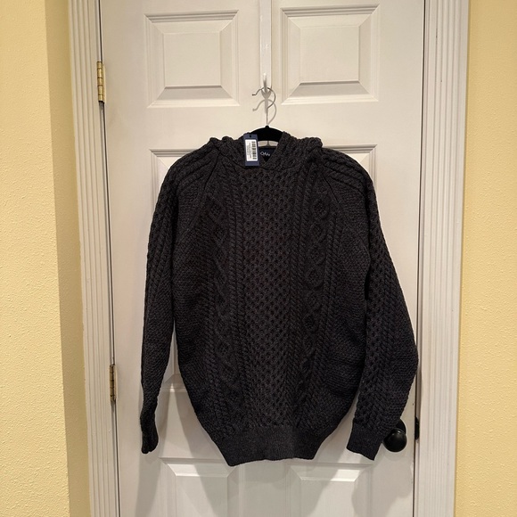 Men's Black Cable Knit Sweater